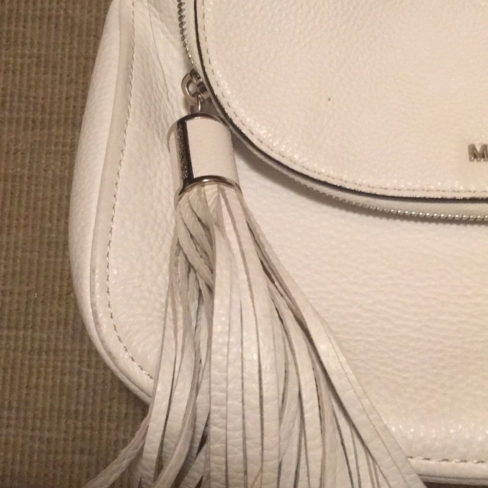 Michaele Kors leather white shoulder bag - Picture 6 of 8